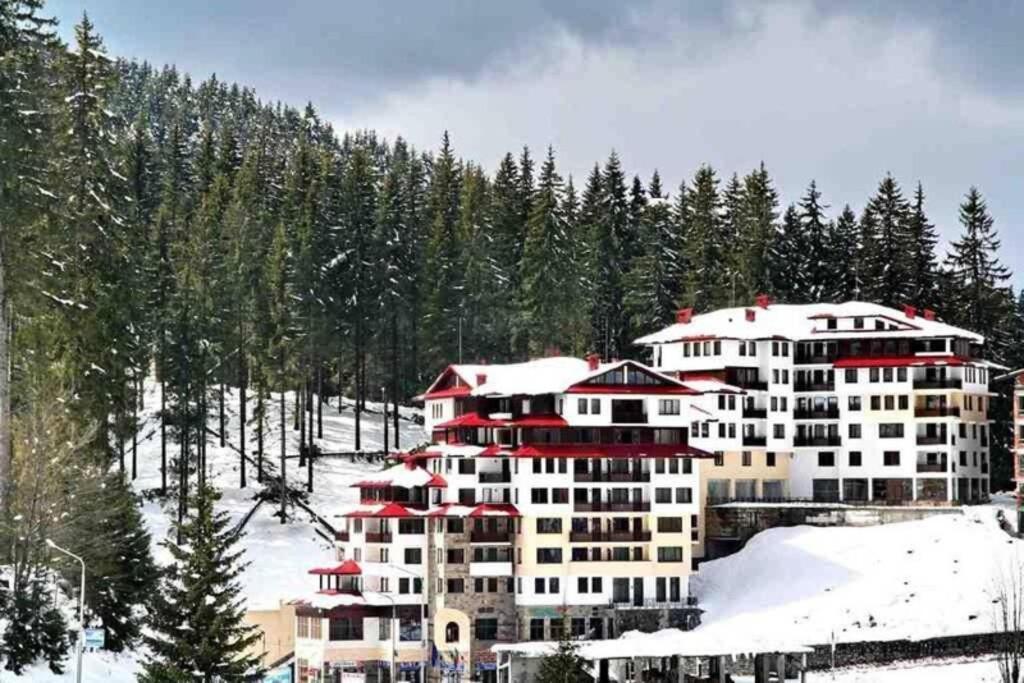 Апартамент Пампорово Палас - Pamporovo Palace Exterior foto